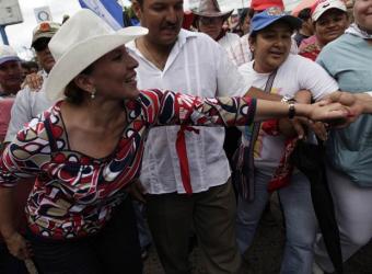 Honduras: La Primera Dama  salió al combate